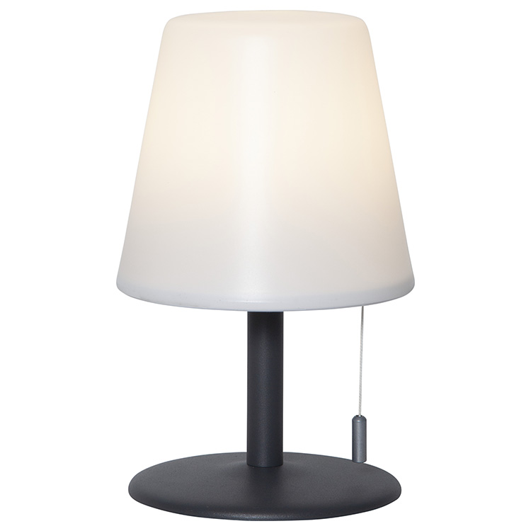 Ledningfri bordlampe til uteplassen