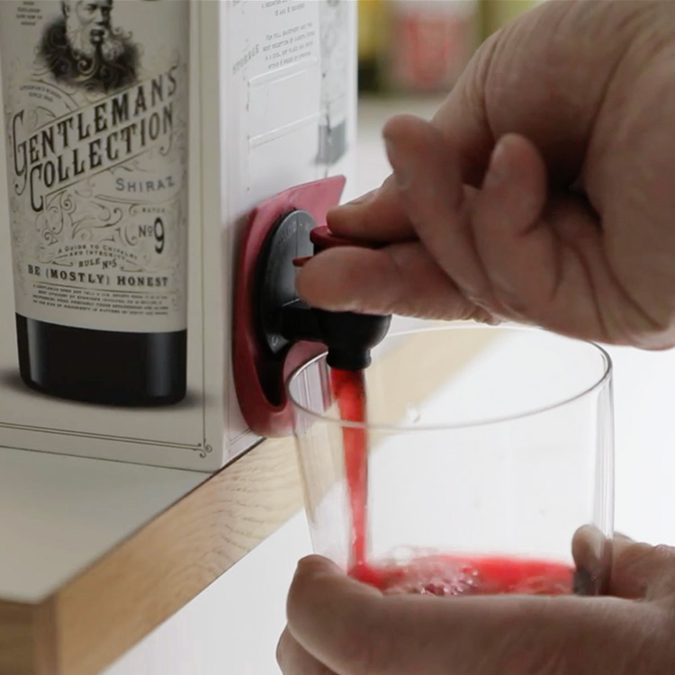 Dryppbeskyttelse til vinboks